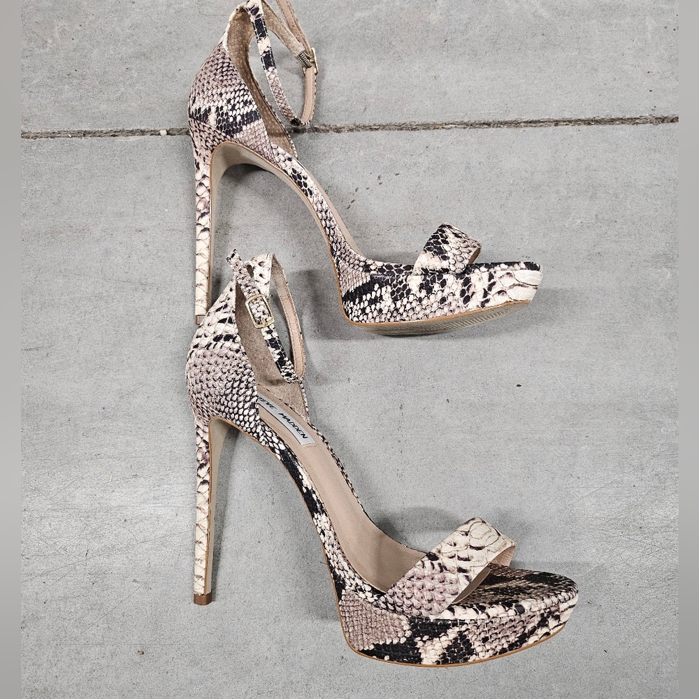 Steve Madden Python Print Heel Size 9 - image 3